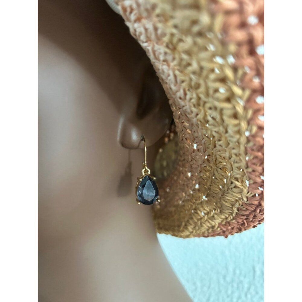 ‎Teardrop Earrings - Picture 4 of 5